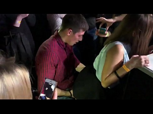 ❤️ ရုရှားနိုက်ကလပ်တစ်ခုတွင် အမှန်တကယ် လိင်ဆက်ဆံခြင်း။ အသက် 18 နှစ်အရွယ် ရုရှားမိန်းကလေးတစ်ဦး နိုက်ကလပ်တွင် စအိုနှင့်အင်္ဂါဇာတ်ဖြင့် ဖောက်ထွင်းခံခဲ့ရသည်။ ️ Sluts ကျွန်ုပ်တို့တွင် my.niceporn.ru% ❌❤